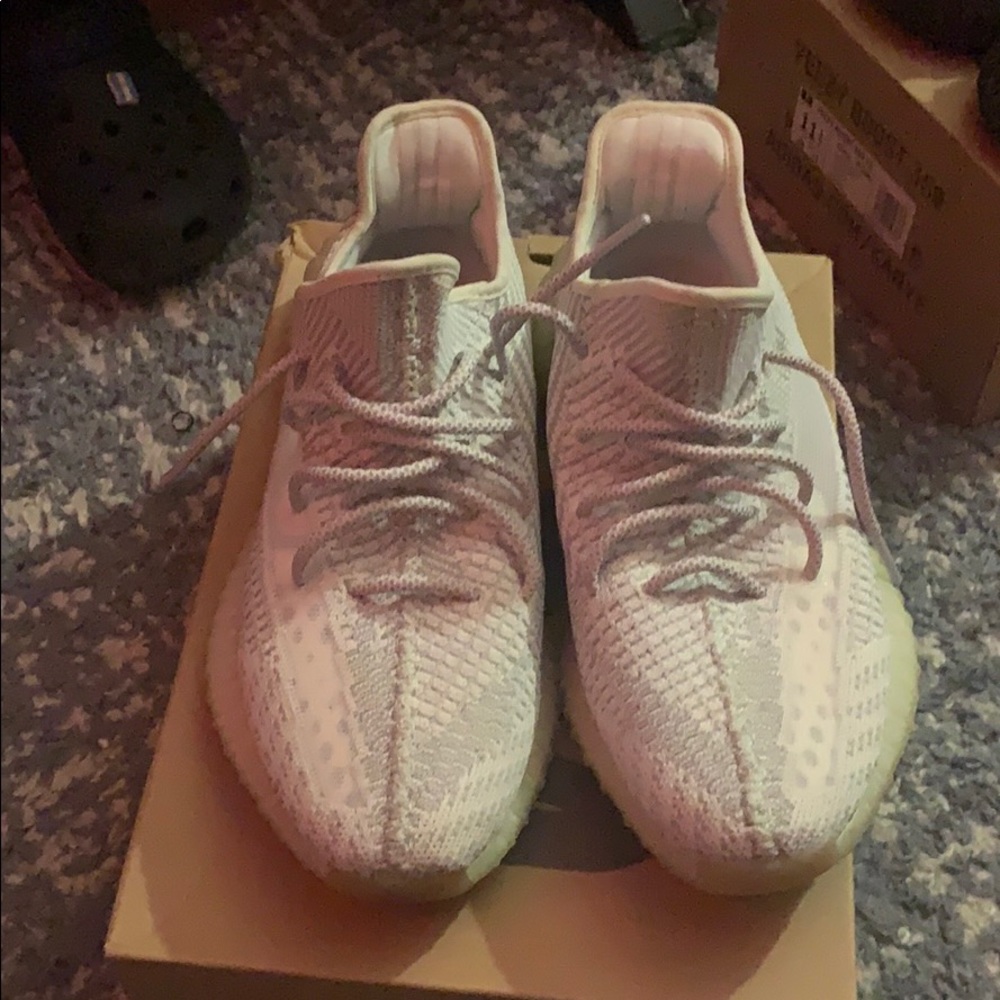 Yeezy boost 350 vs